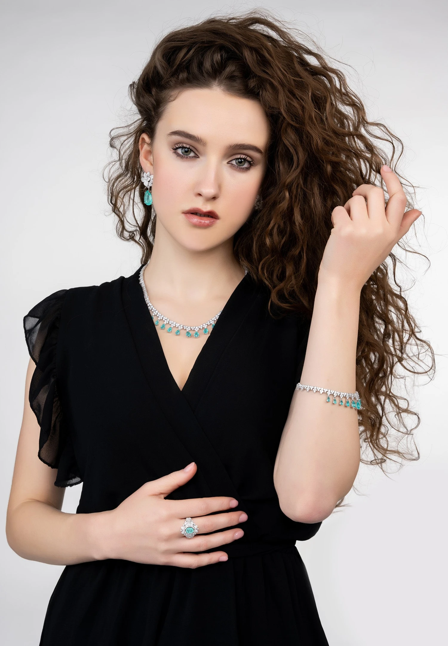 Latelita Arabesque Splendor Cocktail Ring Paraiba Tourmaline Silver 6 Latelita Arabesque Splendor Cocktail Ring Paraiba Tourmaline Silver - Image 6