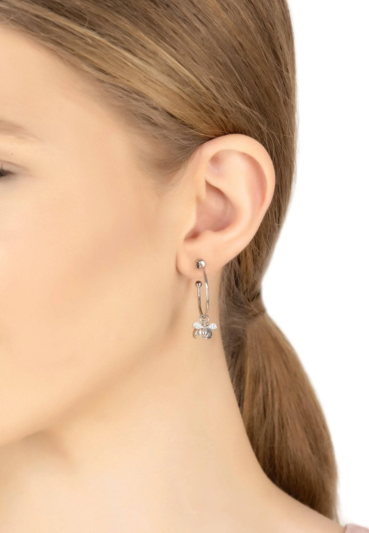 Latelita Busy Bee & Pearl Hoop Earrings Silver 2 Latelita Busy Bee & Pearl Hoop Earrings Silver - Image 2