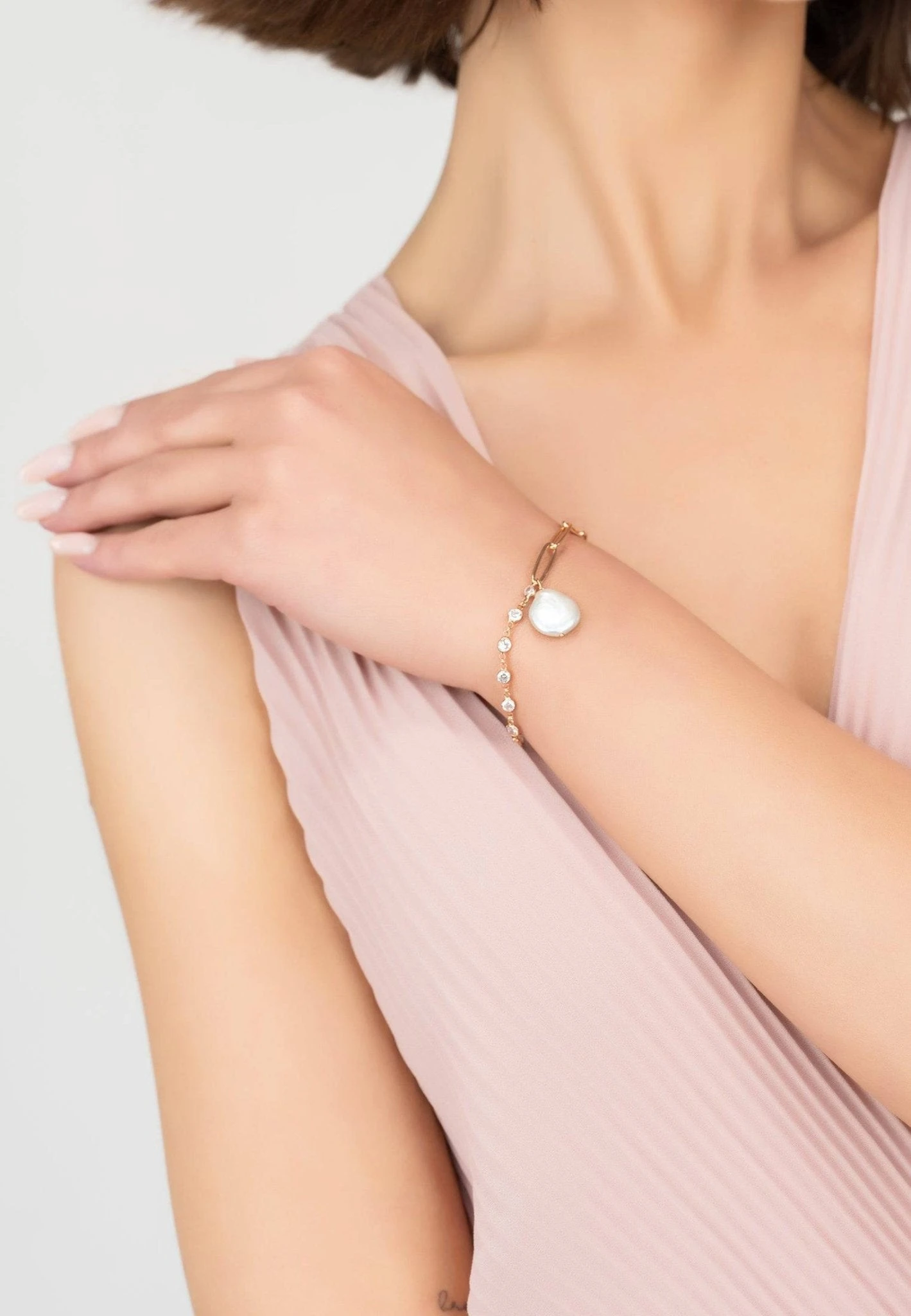 Latelita Coin Pearl Bracelet Rosegold 2 Latelita Coin Pearl Bracelet Rosegold - Image 2