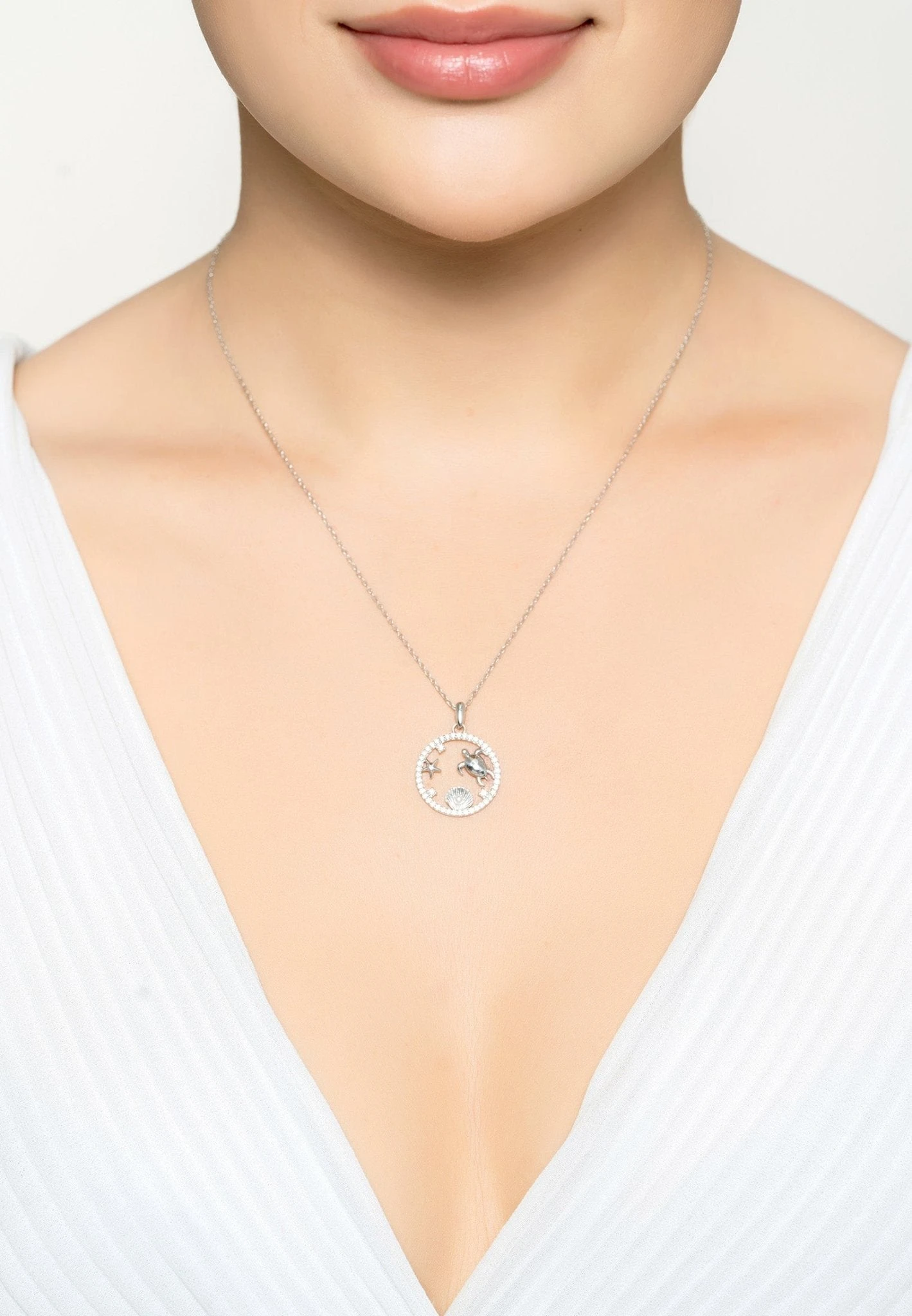 Latelita Oceania Pendant Necklace Silver 2 Latelita Oceania Pendant Necklace Silver - Image 2