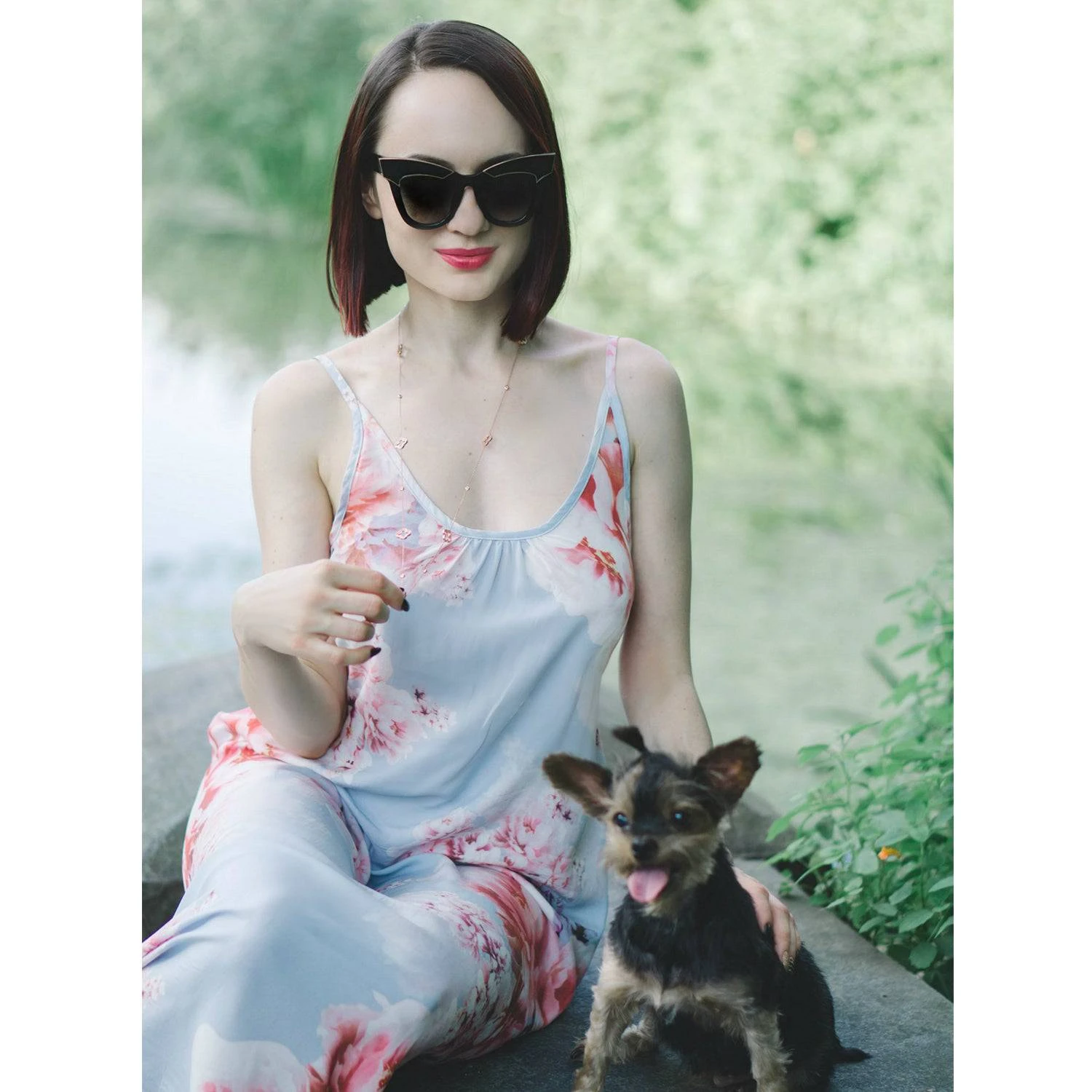 Latelita Open Clover Long Necklace Gold 2 Latelita Open Clover Long Necklace Gold - Image 2